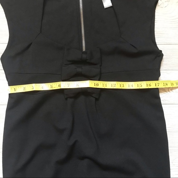 KENNETH COLE REACTION Cap Sleeve Black Dress with Exposed Zipper and Three Bows - Picture 9 of 10